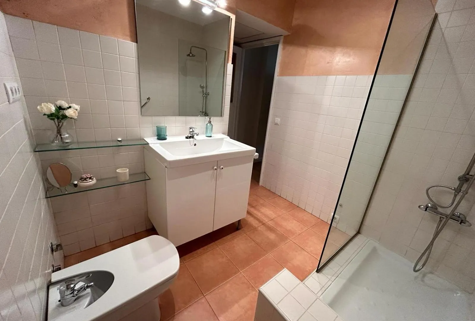 2 Bedroom Apartment By Guadalquivir River Sevilla